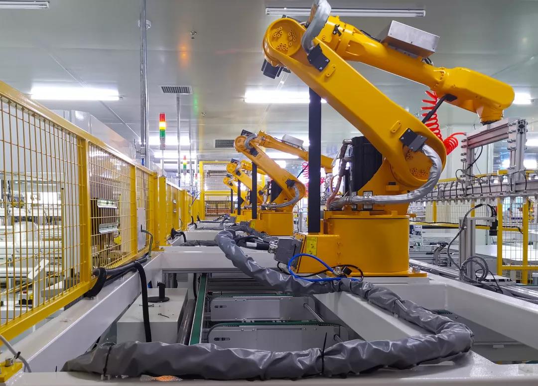   东果博天子公司东旭康图组件生产新线成功投产